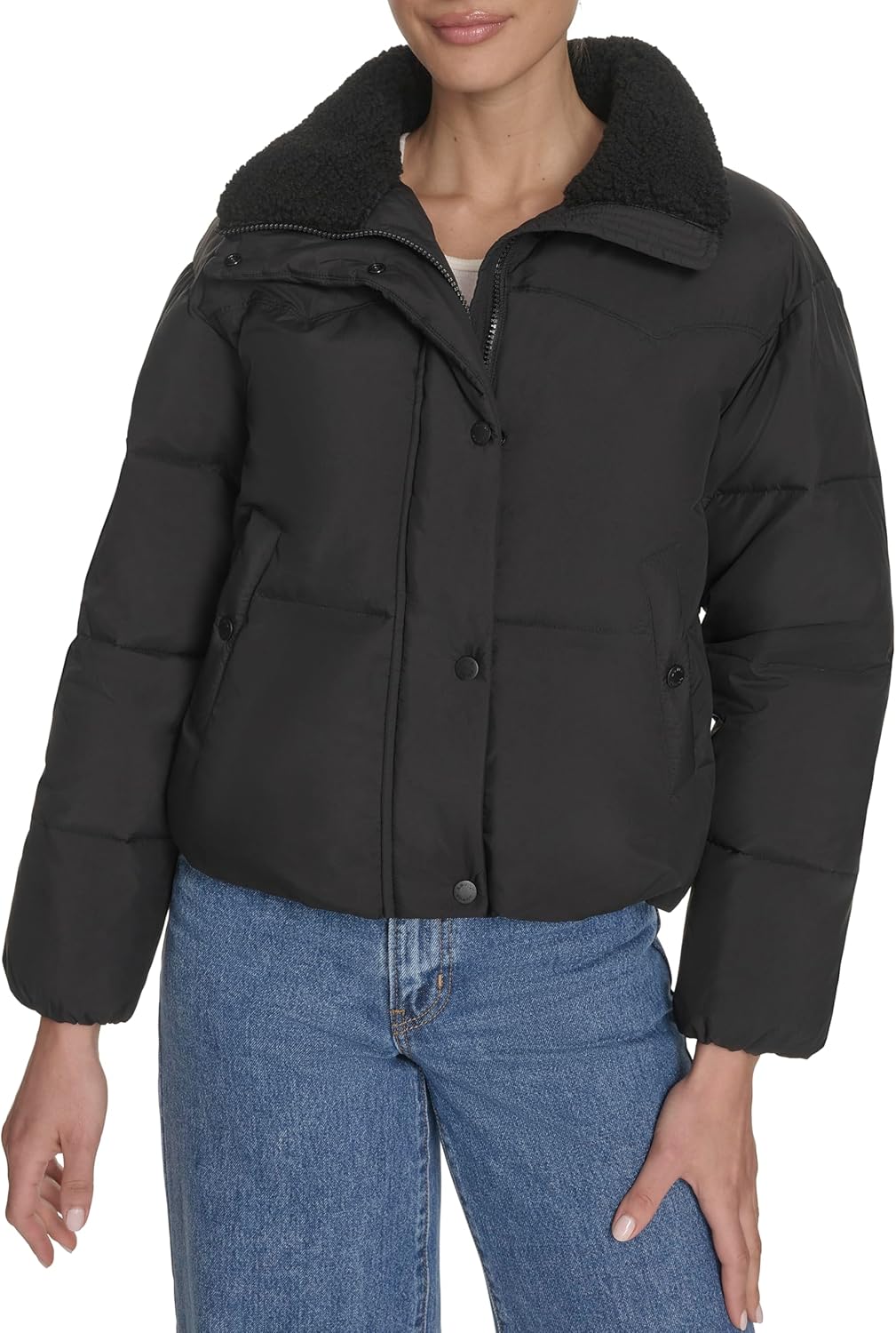 

Levi's Женская ковбойская пуховик, Black