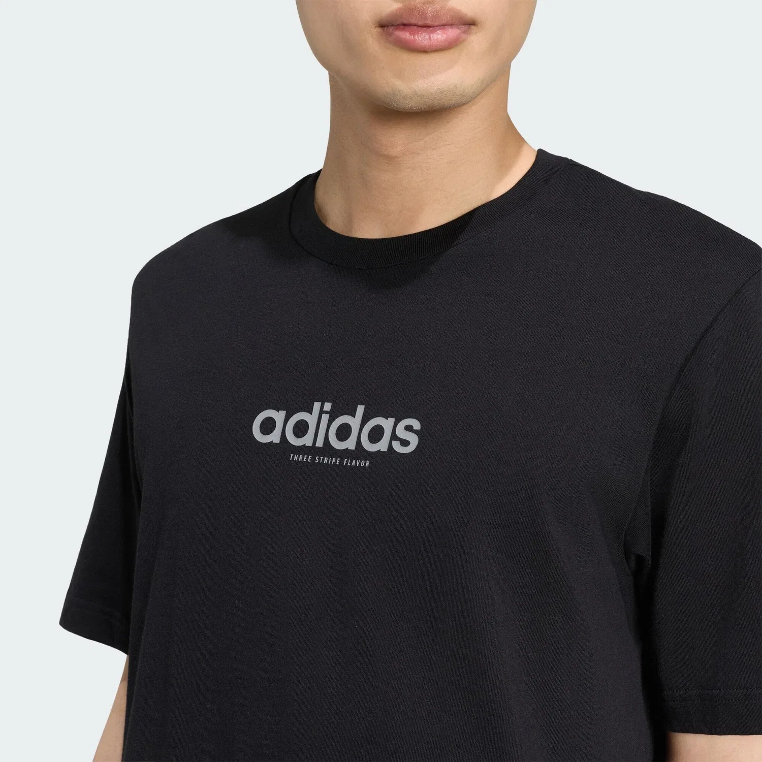 Мужская футболка с графическим принтом BURGER FLAVOR GRAFIK T-SHIRT Adidas, Schwarz — фото 4