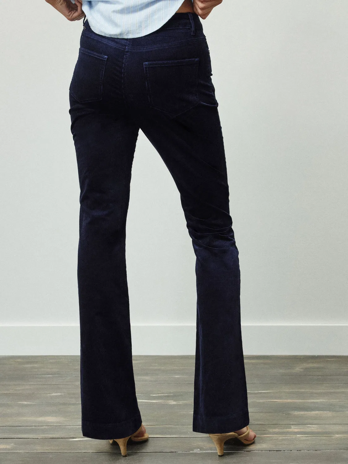 Next Темно-синие вельветовые брюки Bootcut с модалом — фото 3
