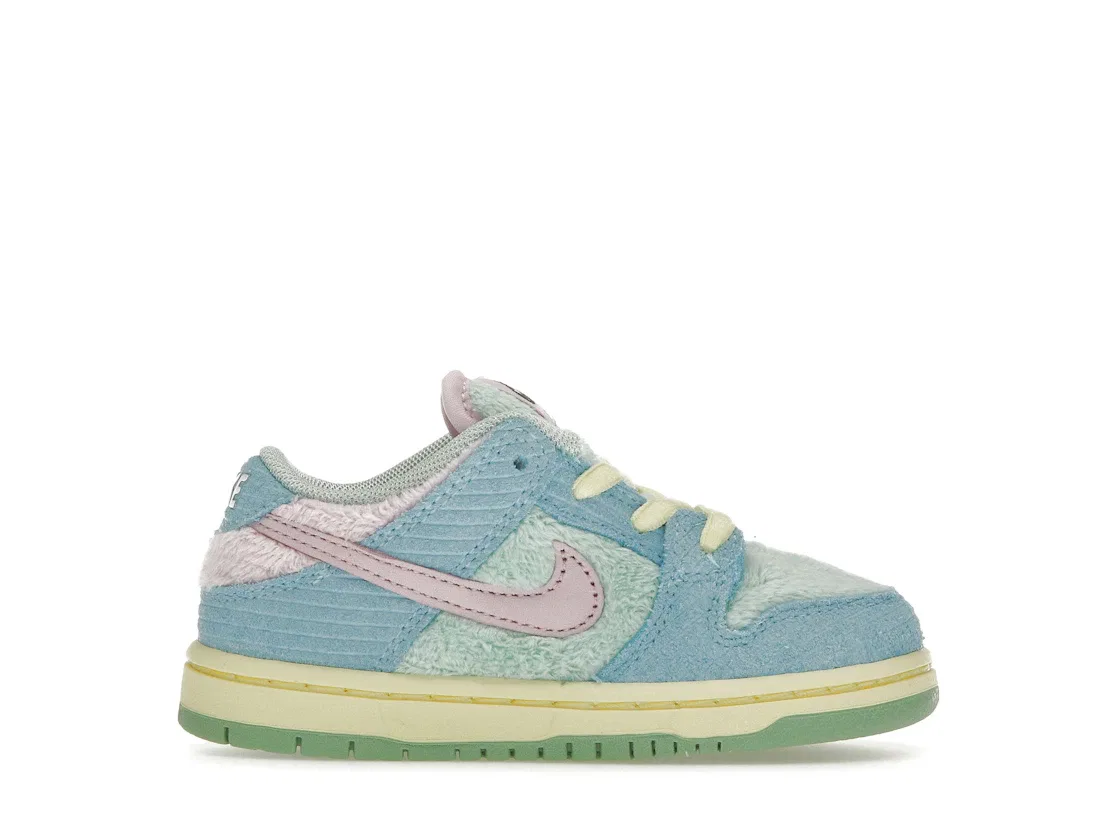 Детские кроссовки Nike SB Dunk Low Verdy Visty, Blue Gaze / Light Arctic Pink / Bicycle Yellow
