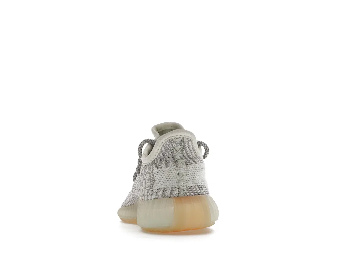 Детские кроссовки с амортизацией Adidas Yeezy Boost 350 V2, Yeshaya Yeshaya Yeshaya — фото 4