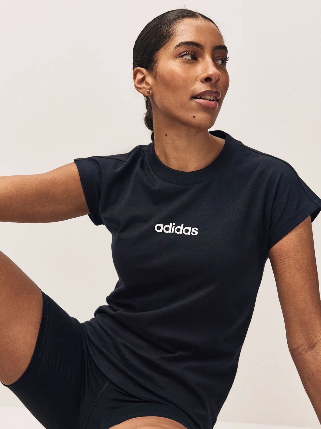 Футболка с круглым вырезом, спортивная adidas, черный — фото 4