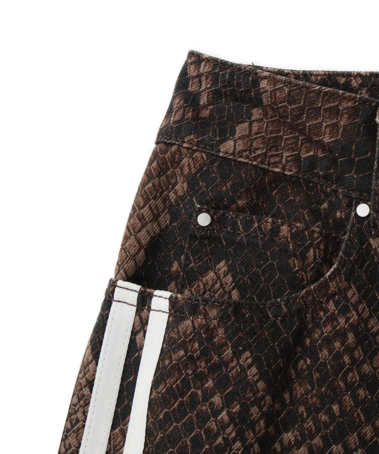 Женские джинсовые шорты свободного кроя с принтом Snake Print Denim Bermuda Adidas, Brown — фото 4