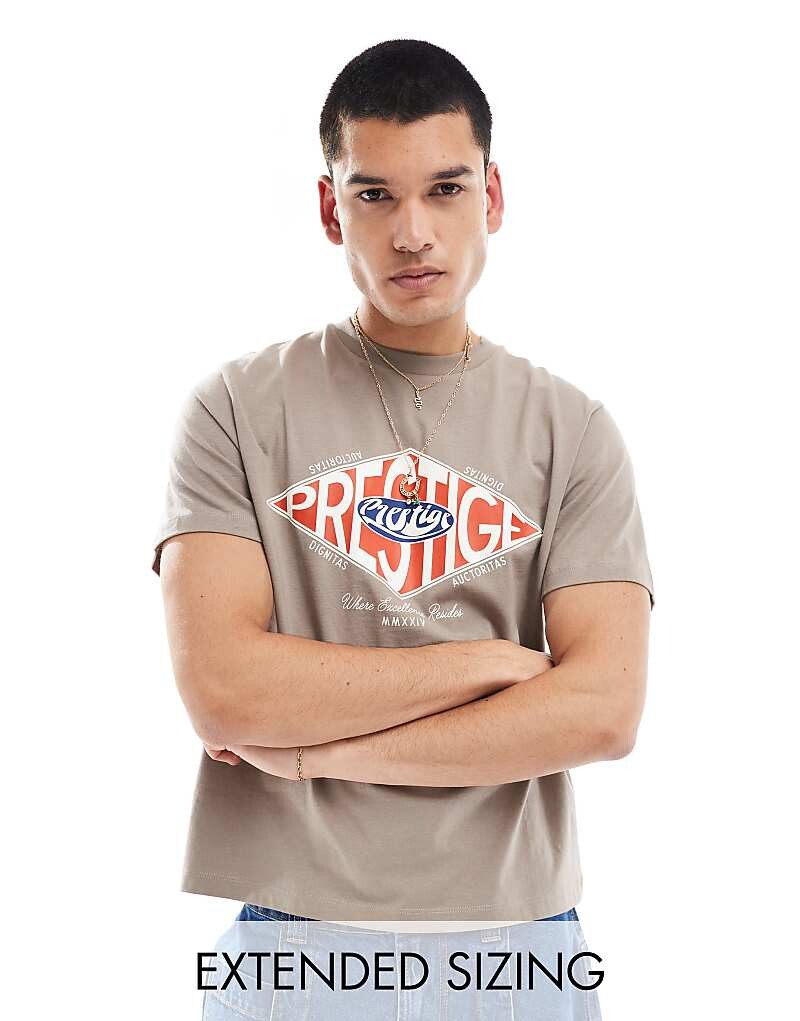 

Коричневая футболка свободного кроя с уличным принтом на груди ASOS DESIGN