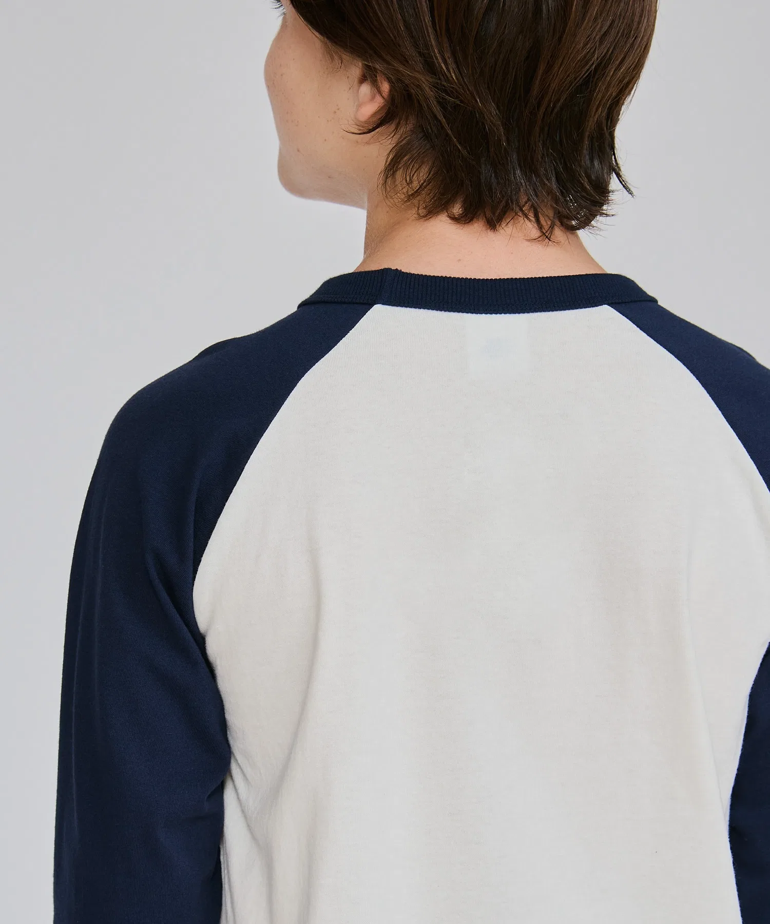 Детская футболка Champion Raglan с длинным рукавом тёмно-синяя — фото 4