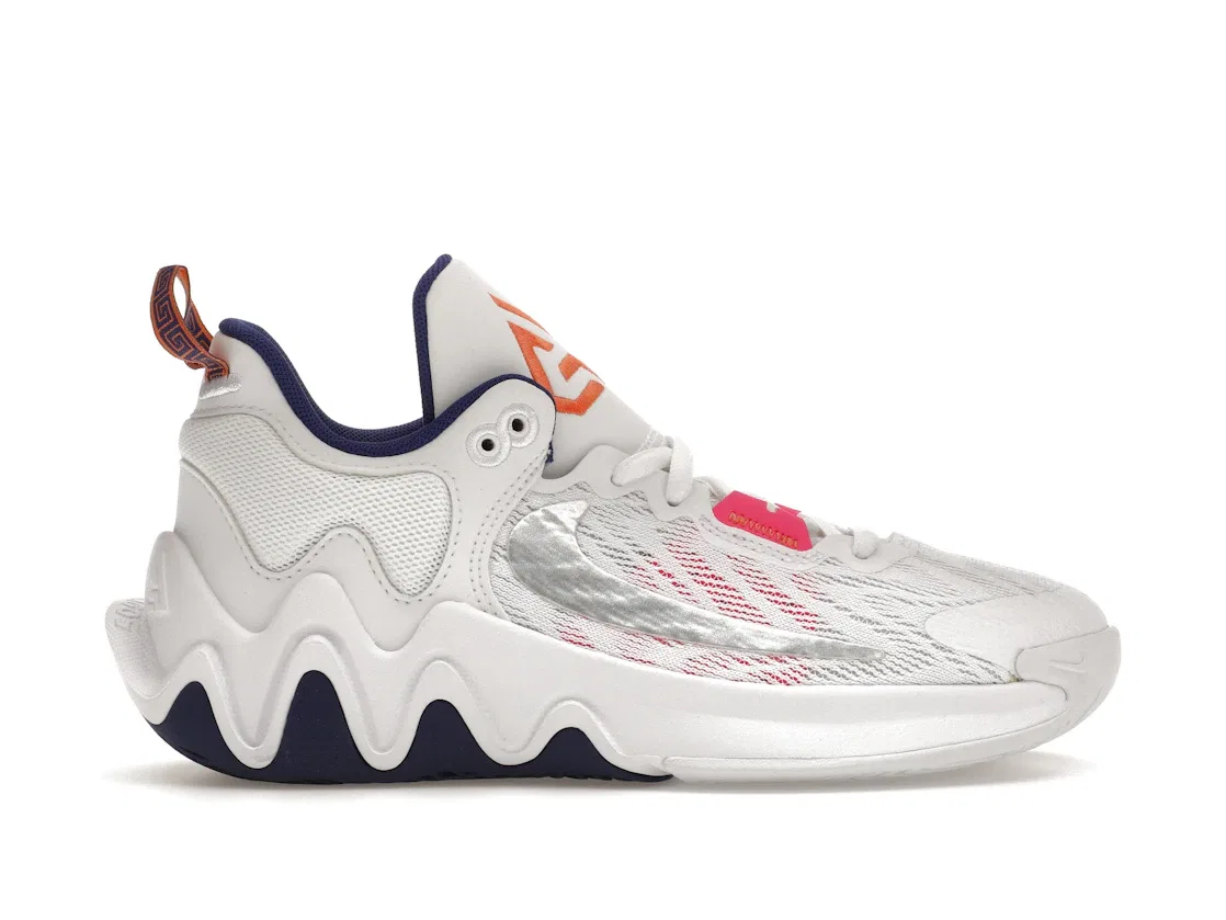 Детские кроссовки для мальчиков Nike Giannis Immortality 2, White/Deep Royal Blue/Hyper Pink/Multi-Color