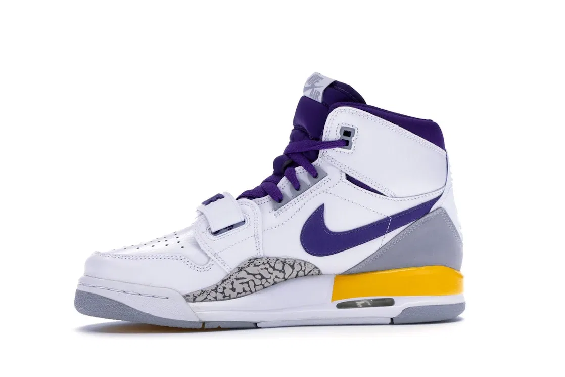 Детские кроссовки Lifestyle с принтом Jordan Legacy 312 Jordan, White/Field Purple-Amarillo — фото 3