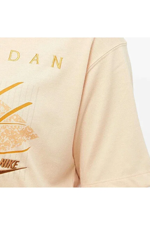Женская футболка с принтом Jordan Essentials Boxy T-Shirt DM5182-268 Nike, Beige — фото 4