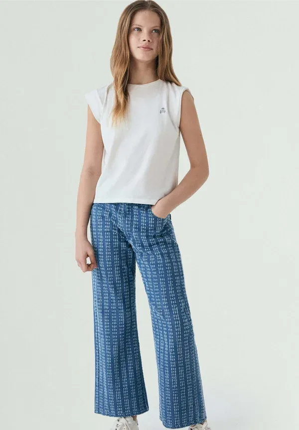 Футболка с принтом Fierce tee girls Scalpers, белый — фото 2