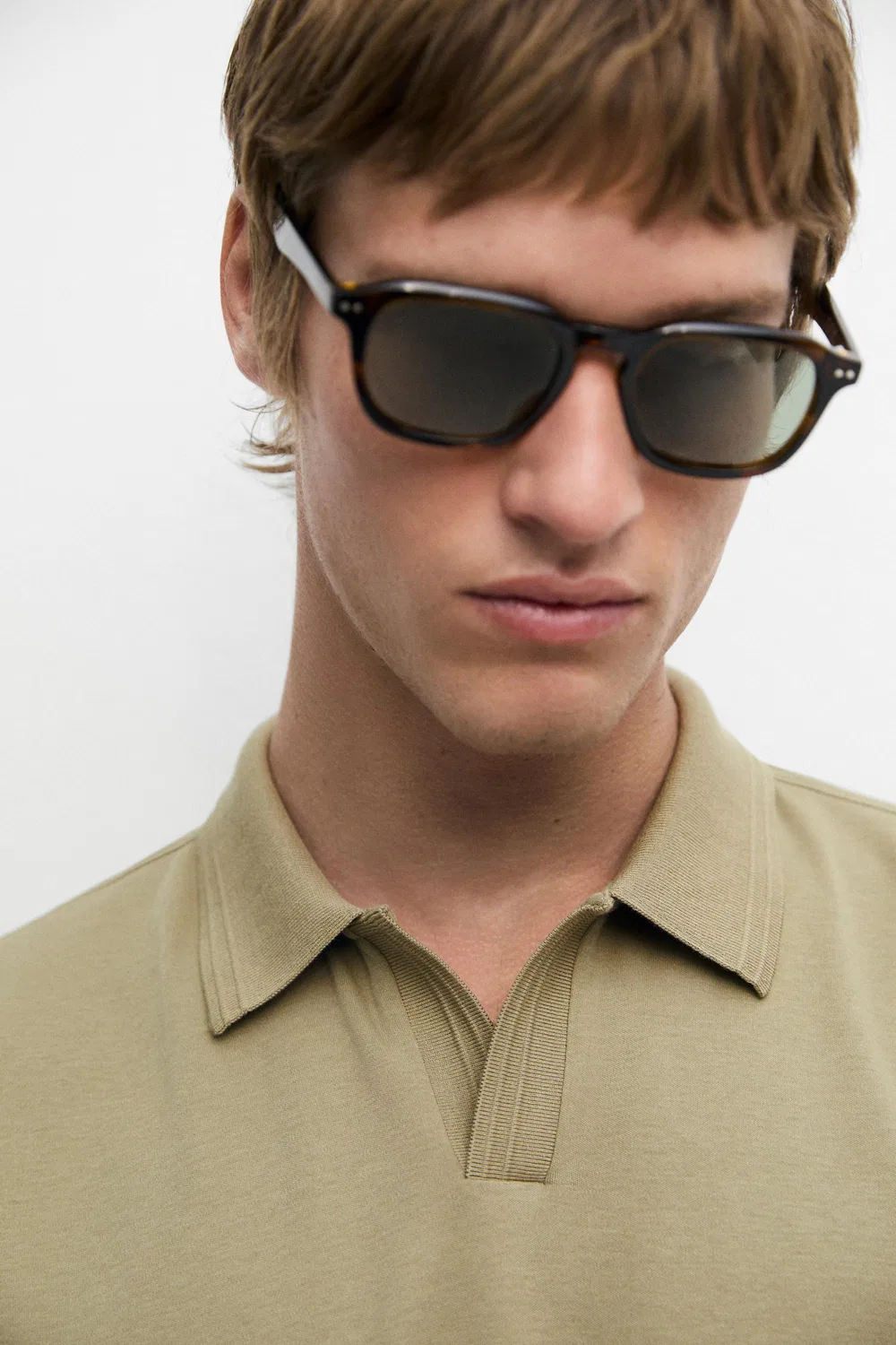 Рубашка поло Massimo Dutti, трикотажная, V-образный вырез, мохово-зеленый — фото 4
