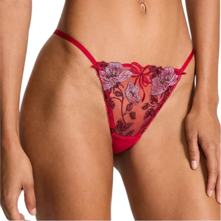 Женские трусы-танга Victoria's Secret, Red Floral Embroidery