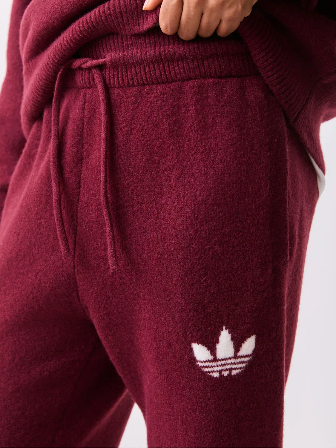 Джоггеры трикотажные, adidas Originals, красные — фото 4