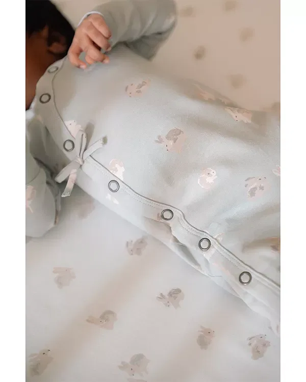 Детский комбинезон-кимоно с принтом The Littles Printed Kimono Romper Pehr, Hoppybun — фото 2