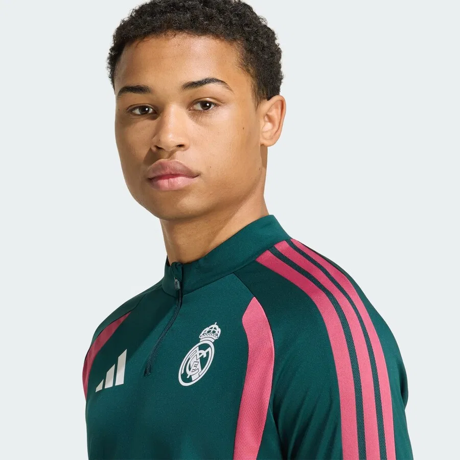 Футболка ADIDAS PERFORMANCE Performance Shirt 'Real Madrid 26/27 Tiro26 Competition' изумрудного и темно-зеленого цвета — фото 4