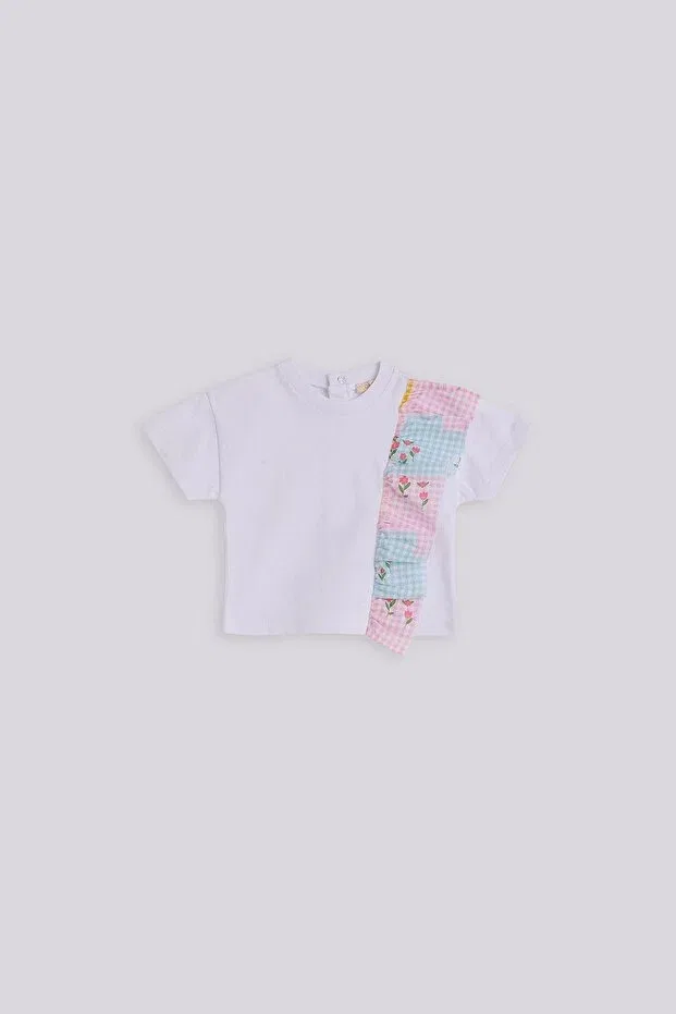 Белая футболка для девочки из магазина Bg Gb Baby
