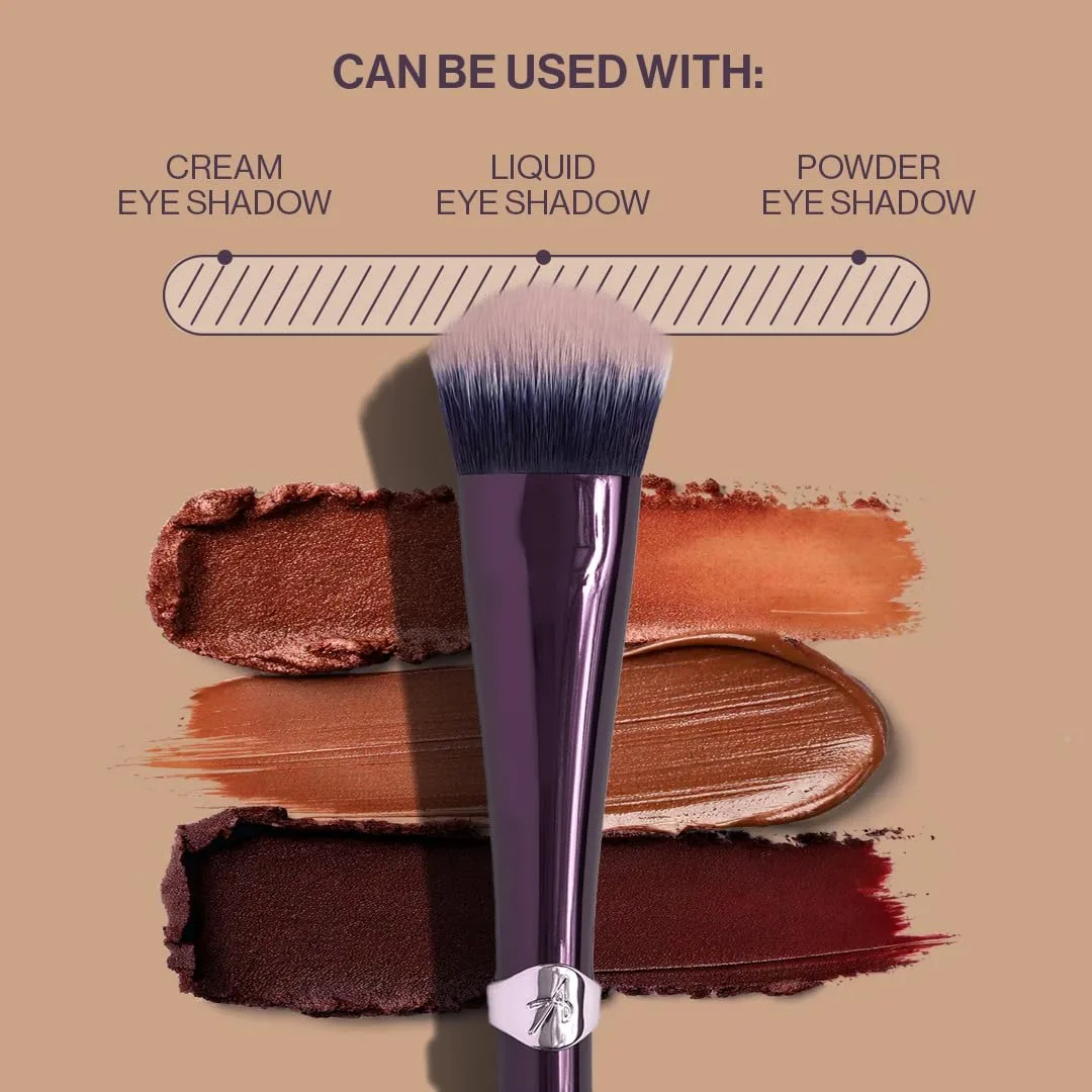 Кисть для растушевки теней Anisa Beauty Eye Fan All-Over, веганская, с веерной головкой для век и складки — фото 4