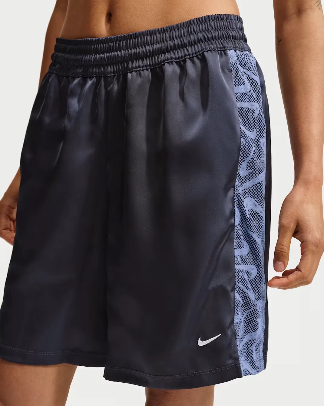 Женские свободные шорты со средней посадкой Nike Sportswear Chill Lace, Gridiron/Work Blue/White — фото 2