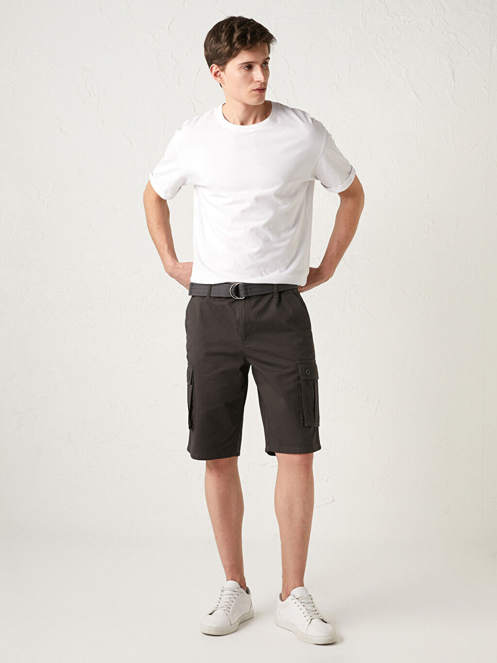 

Стандартные мужские шорты с формованным поясом LCW Casual