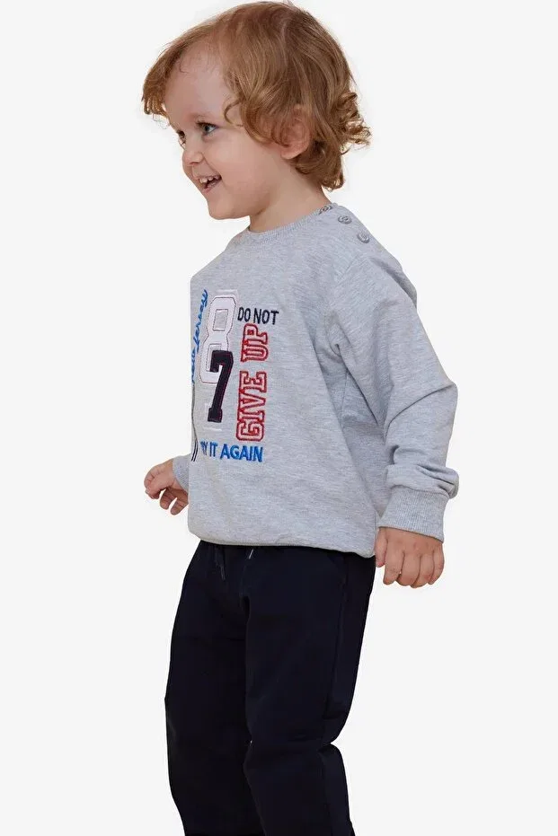 Детский спортивный костюм для мальчиков с принтом Number Embroidery Breeze, Gray Melange — фото 2