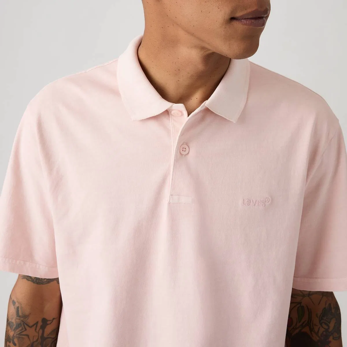 Оригинальная рубашка поло, окрашенная методом крашения Levi's, Garment Dye Crystal Pink - Blue — фото 2
