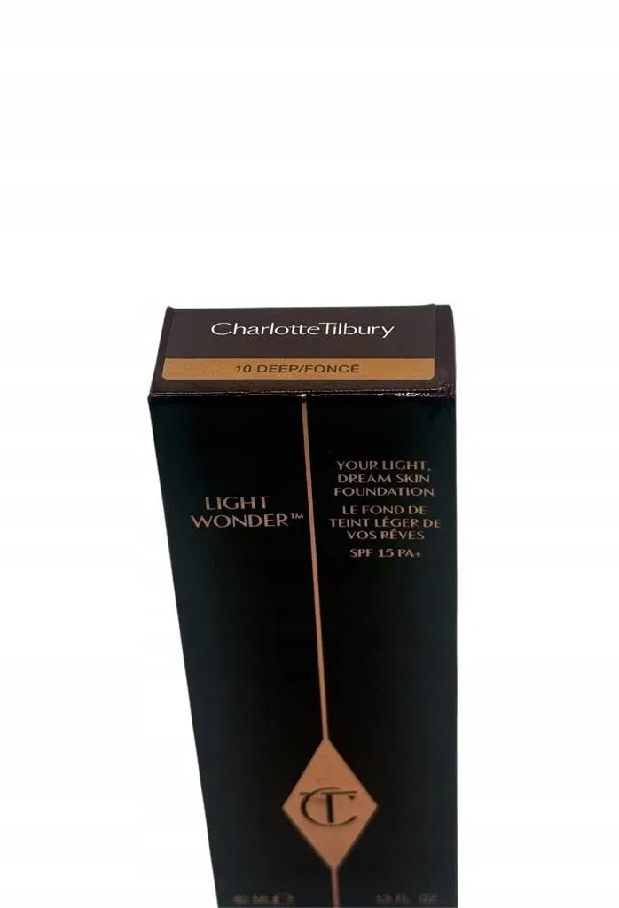 Тональный крем Light Wonder Foundation SPF15 10 Deep Charlotte Tilbury — фото 2
