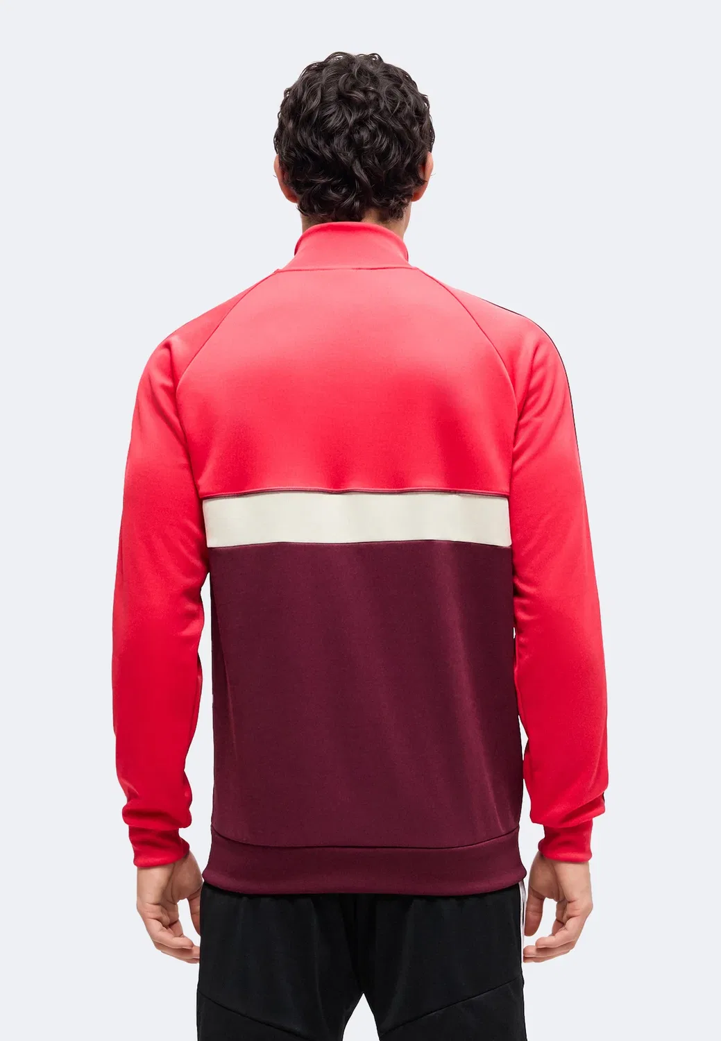 Спортивная футболка Olympique Lyon - клубная одежда Adidas Originals, Active Pink/Victory Crimson — фото 3