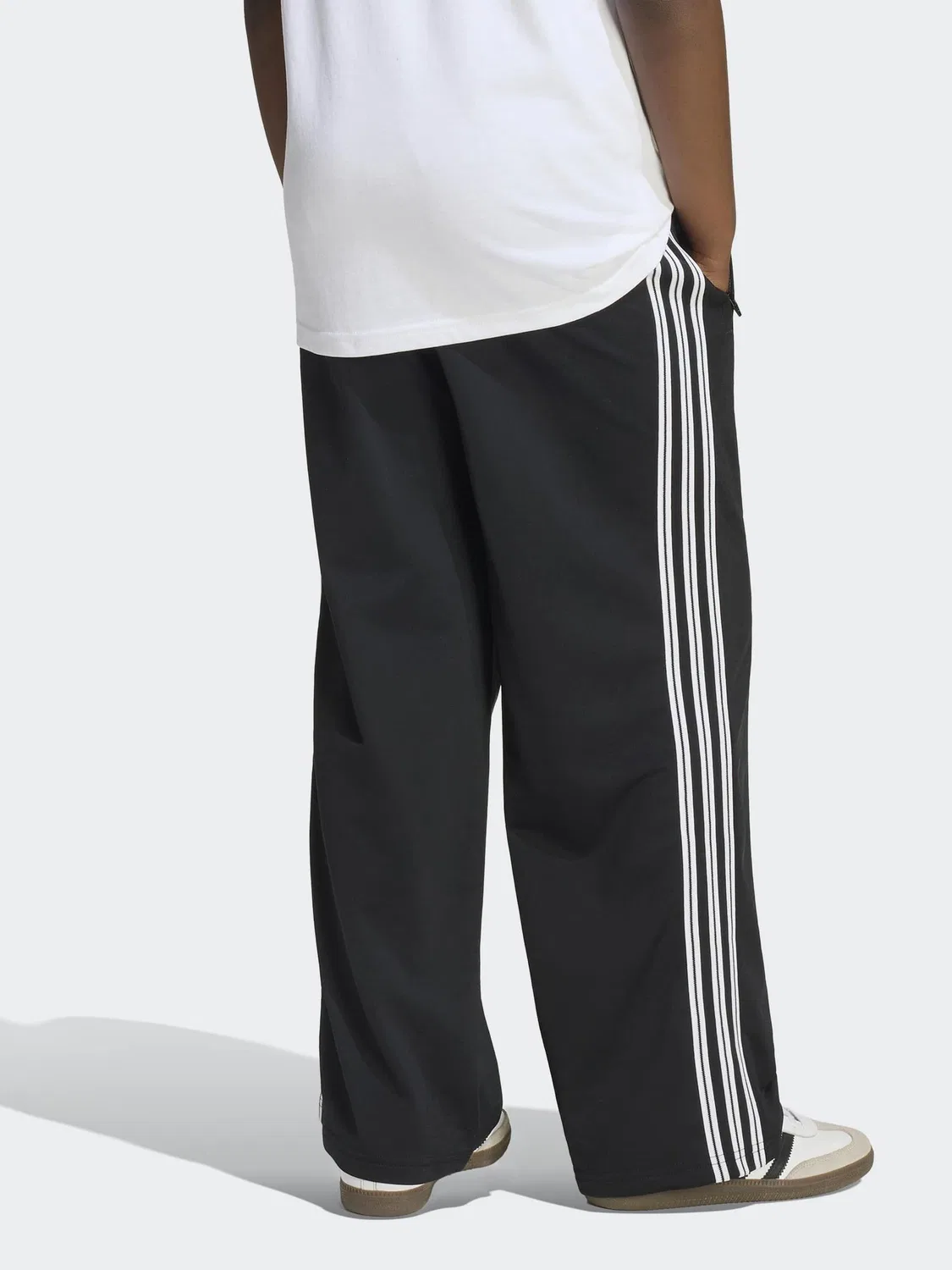 Спортивные штаны Firebird Loose, adidas Originals, черный — фото 2