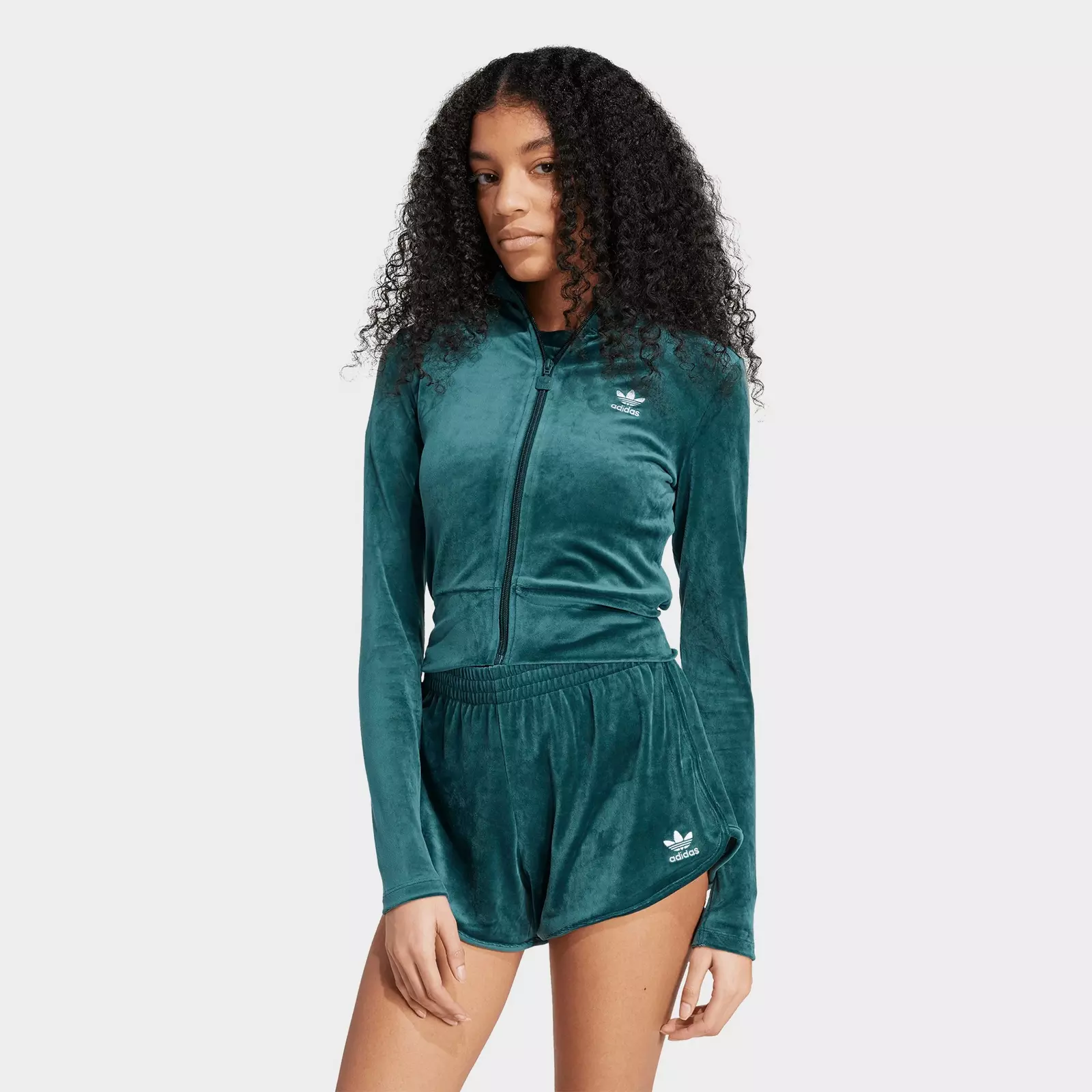 

Толстовка Women's adidas Originals Essentials Velvet Fitted Track, зеленый