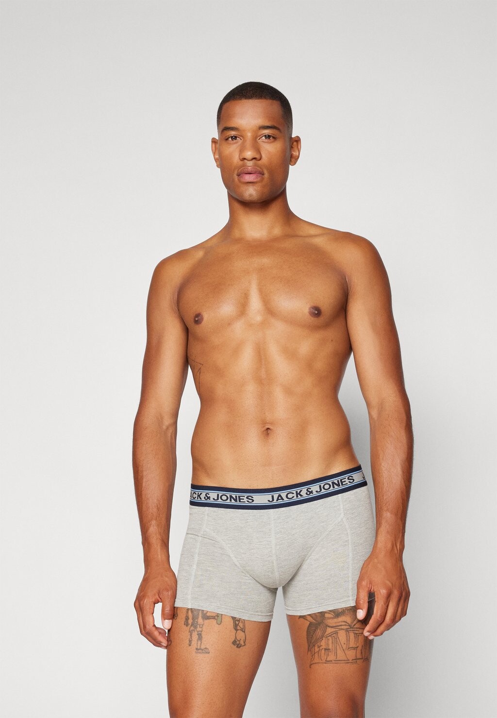 

Трусы Jacoliver Solid Trunks 3 Pack Jack & Jones, светло-серый