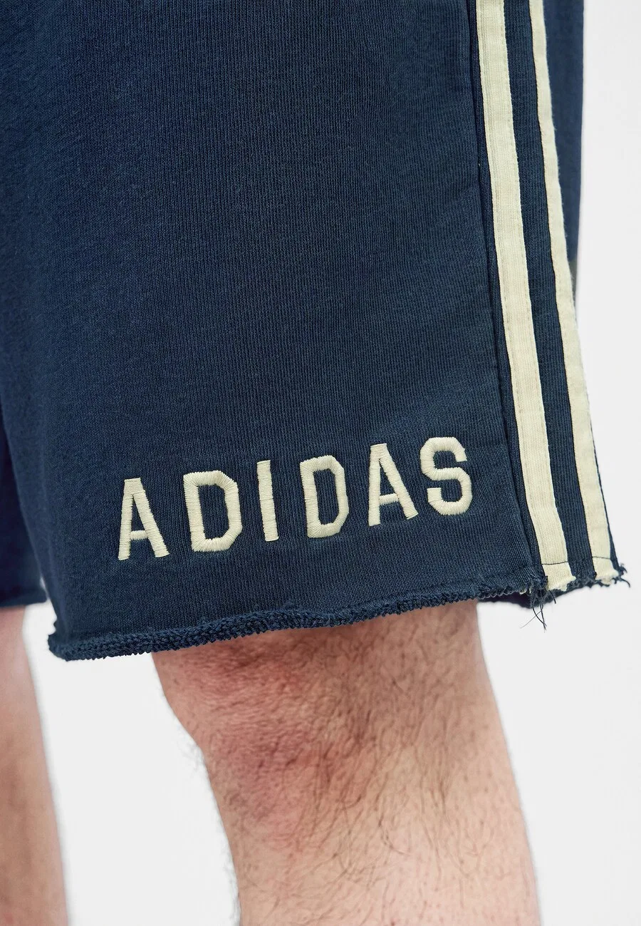 Широкие шорты ADIDAS ORIGINALS цвета индиго — фото 3