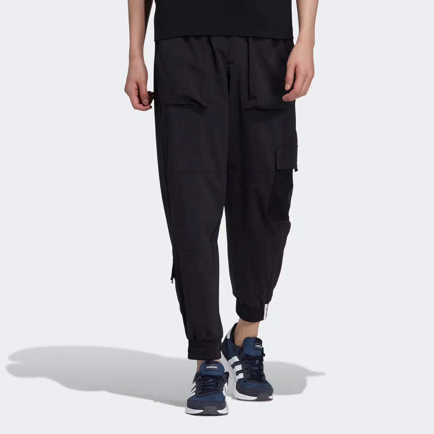Штаны спортивные с карманами Neo CG TP1 Adidas, черный — фото 2