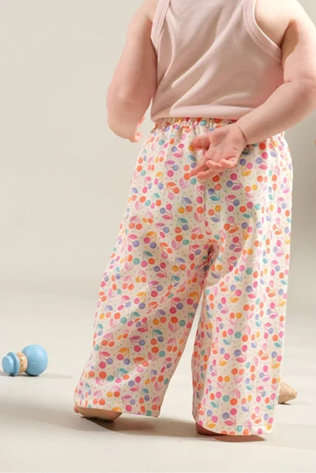 Детские брюки для девочек широкие из модала Bondberro, Colored Cherry — фото 4