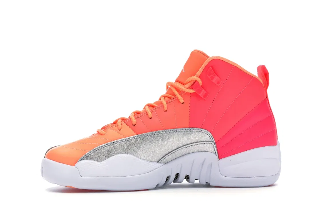 Детские кроссовки с ярким градиентом Jordan 12 Retro Jordan, Racer Pink/White-Hot Punch-Bright Mango-Sunset Pulse-Metallic Silver — фото 3