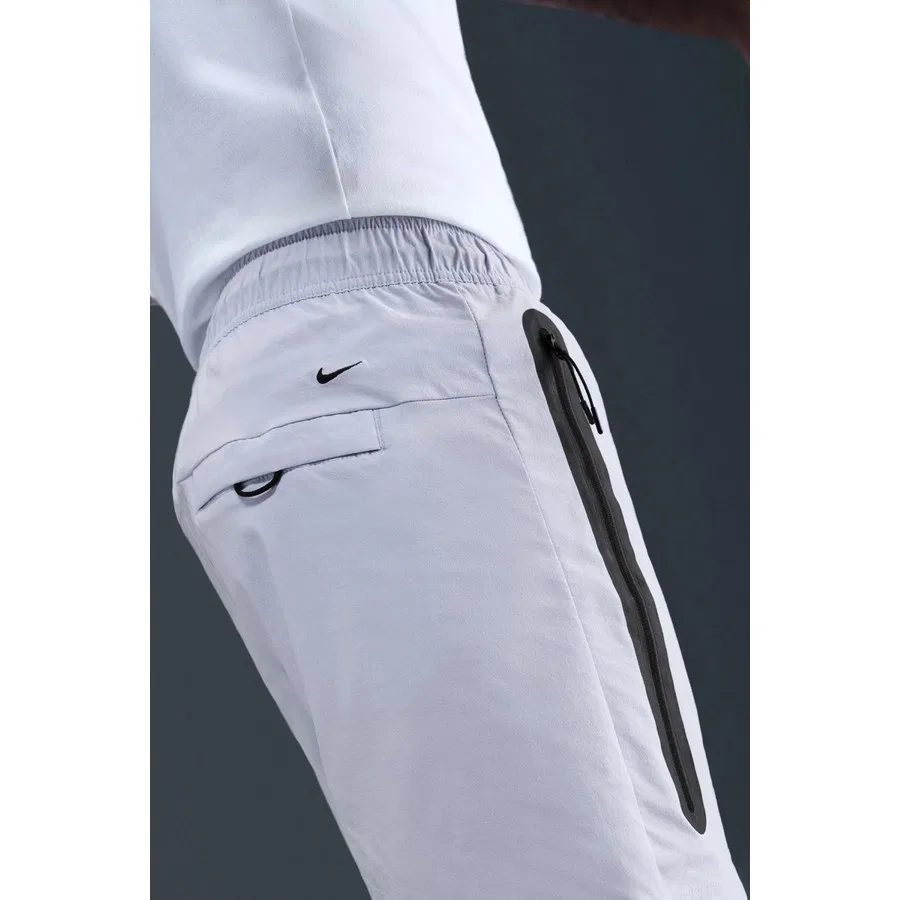 Шорты спортивные с длиной до колена Tech Woven Short Nike, Серый — фото 2