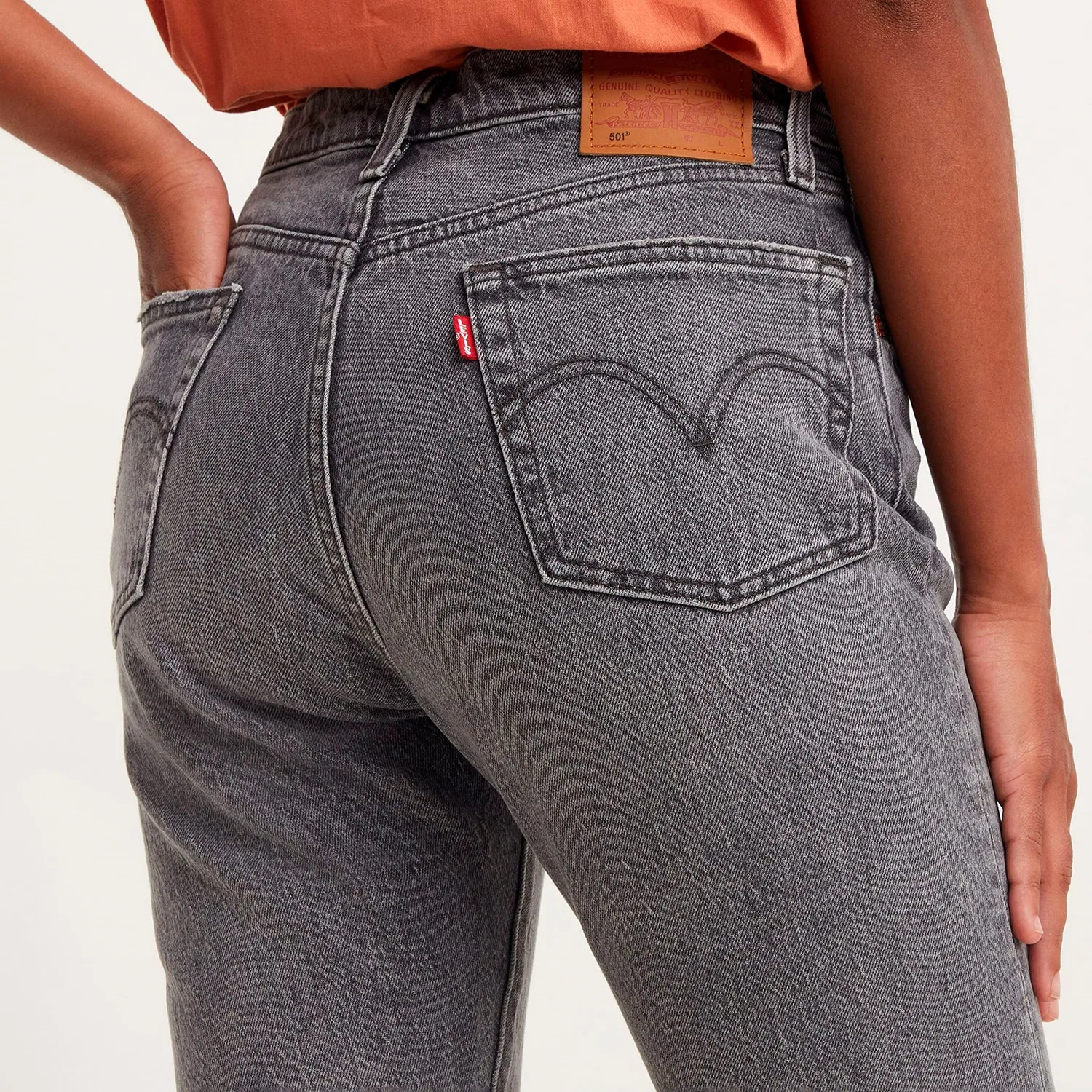 Женские джинсы кроп с моделью 501 Levi's, Grey — фото 3