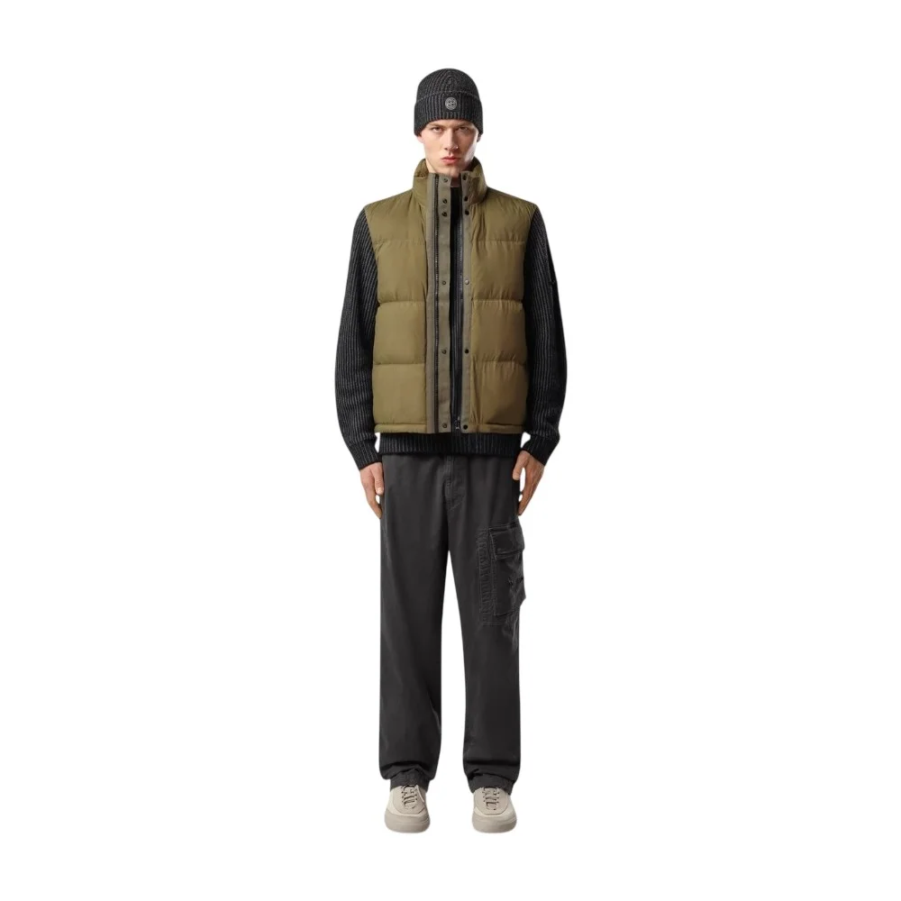 Мужской пуховой жилет Stone Island Lightweight With Zip Pockets, военный зеленый