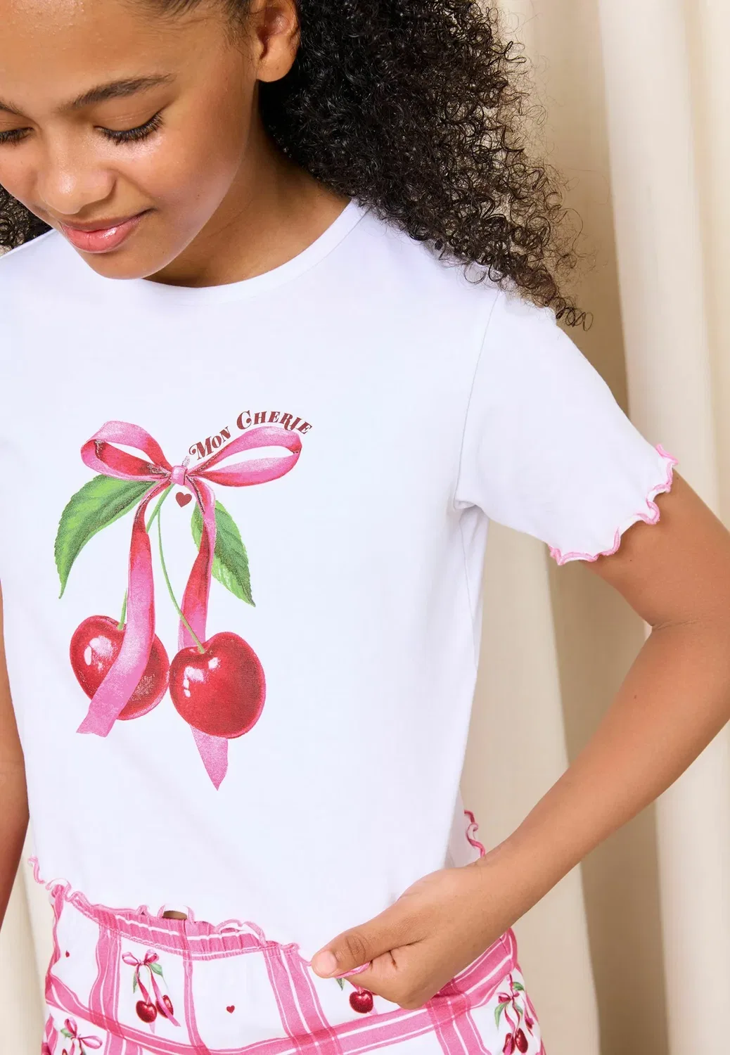 Пижамный комплект из коротких трикотажных штанов - пижамный комплект Lipsy, White Pink Cherry — фото 3