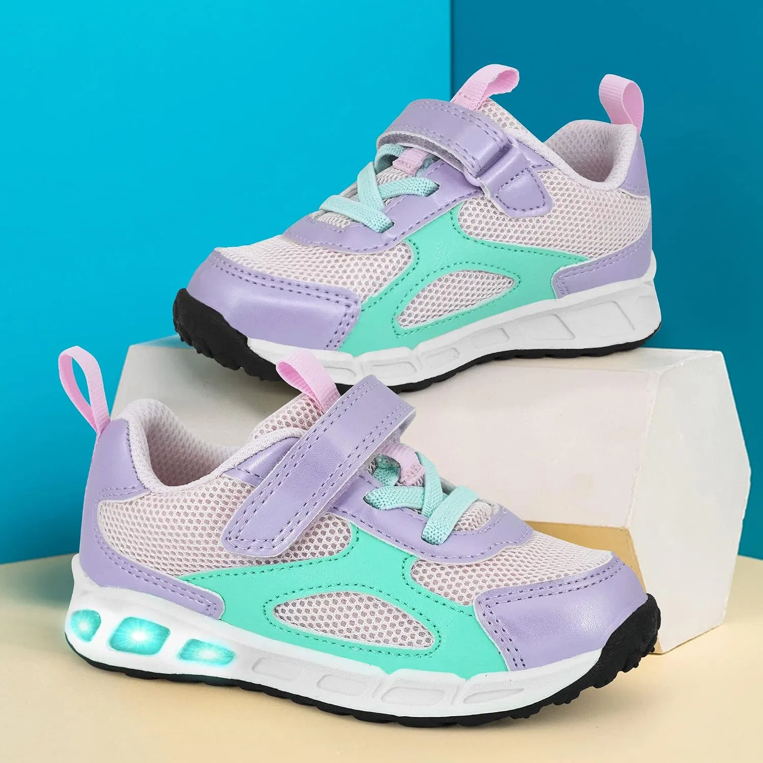 Детские кроссовки для девочек со светящейся подошвой YESKIS, Purple Girls Light Up Shoes — фото 2
