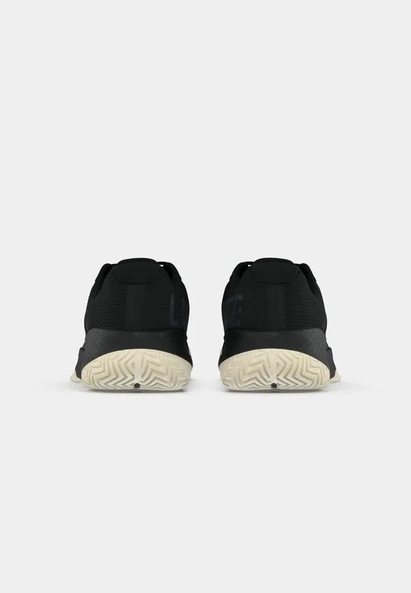 Кроссовки power подходят для любых поверхностей. Lacoste Sport, Black/Off White — фото 4
