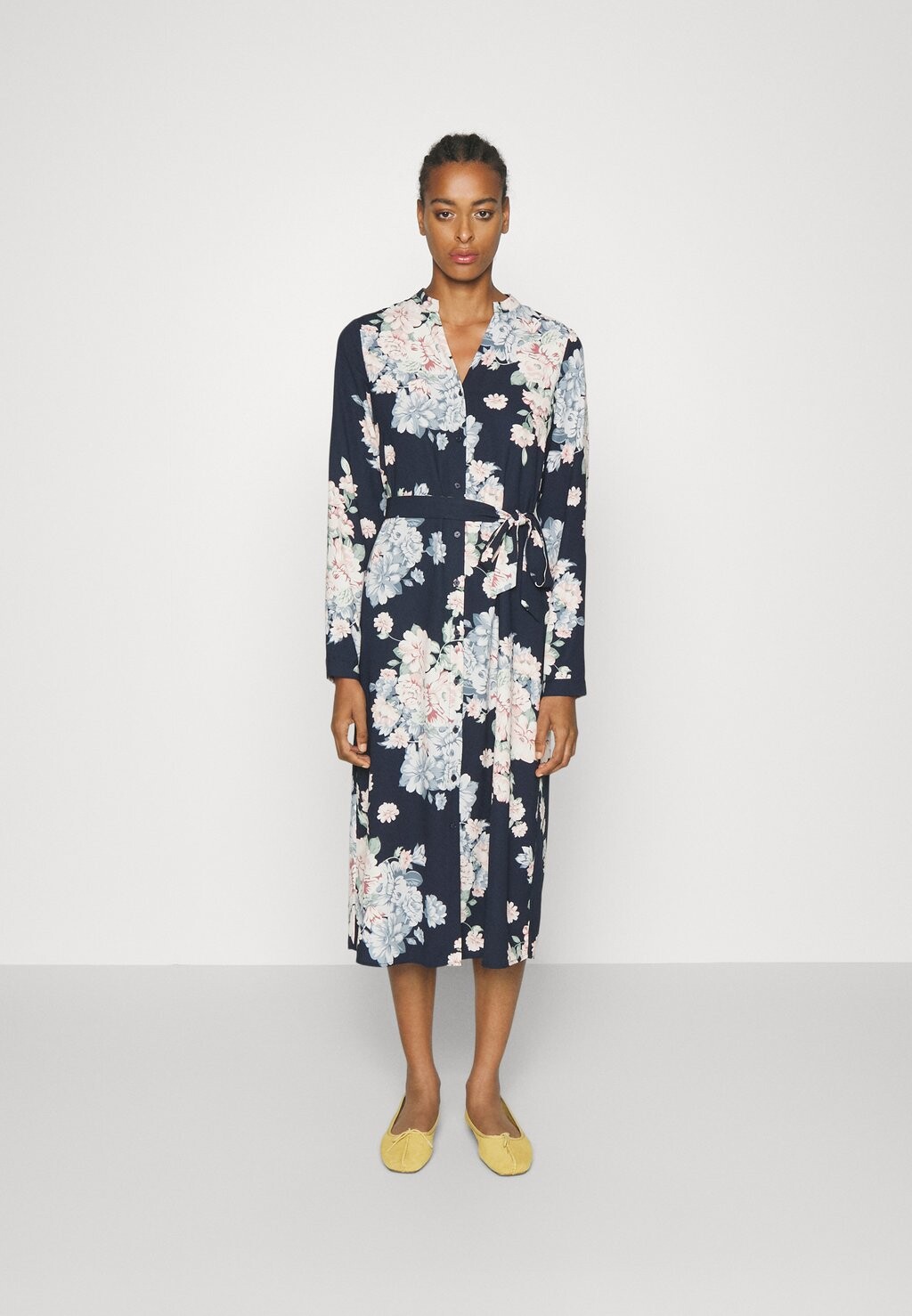 

Летнее платье Vero Moda