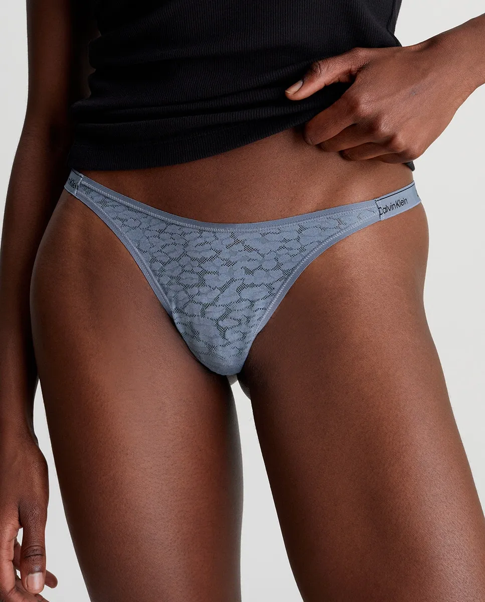 

Леопардовые полупрозрачные кружевные стринги Calvin Klein, синий