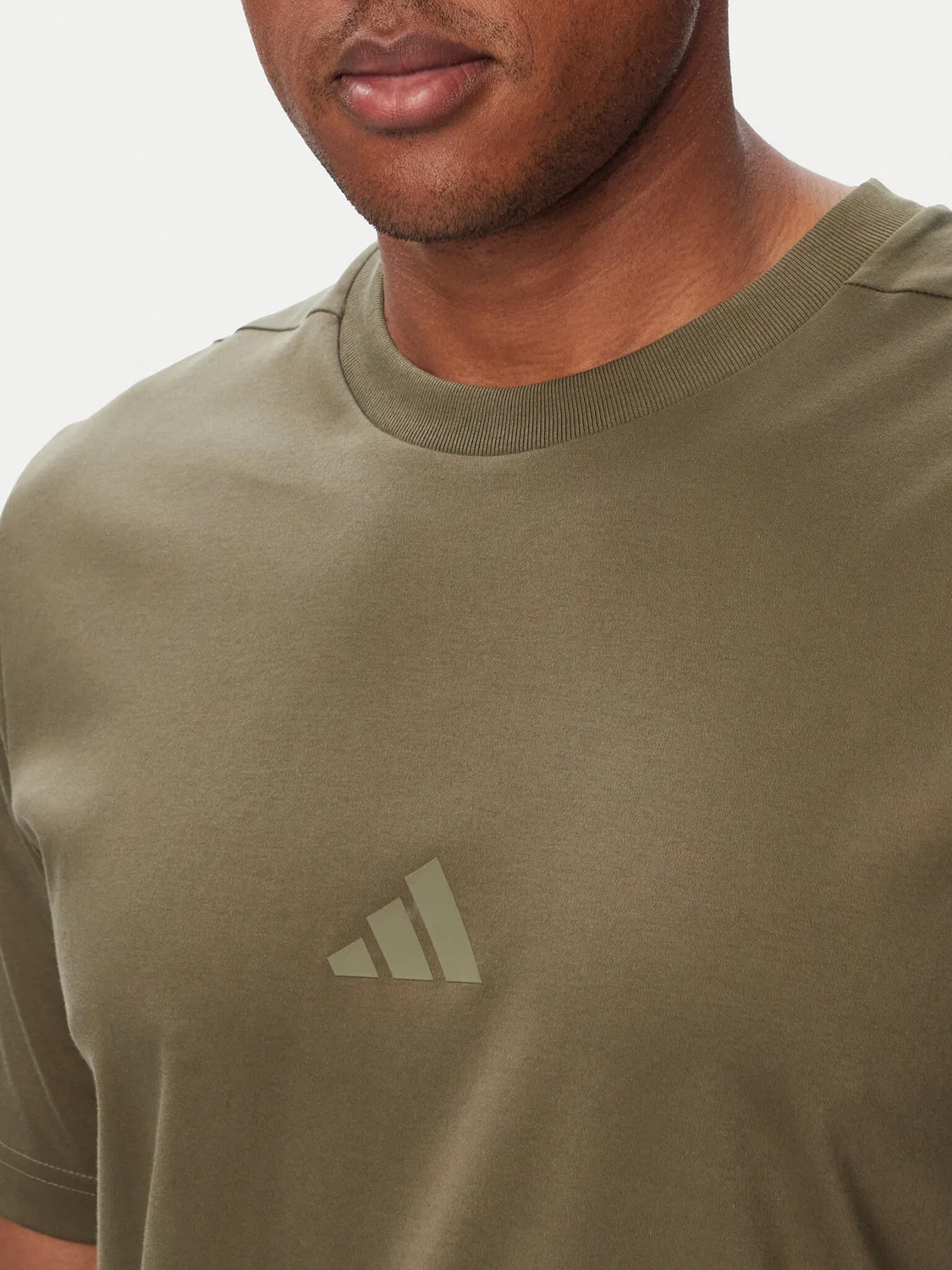 Мужская футболка стандартного кроя Z.N.E Adidas, хаки — фото 4