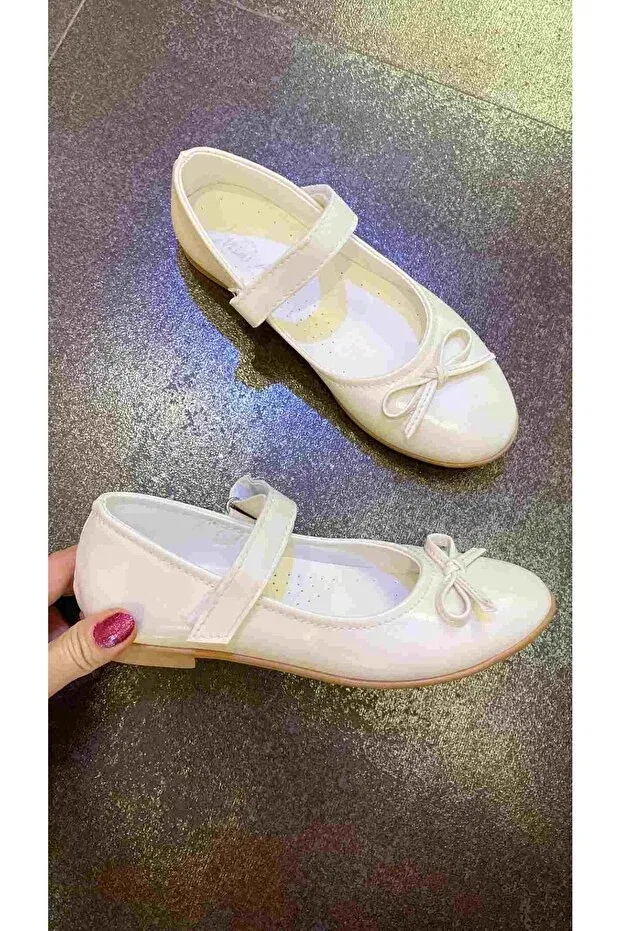 Детские балетки для девочек из лакированной кожи Moona Kids, White — фото 2