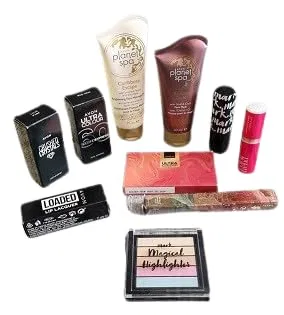 Набор косметики Gift Set + Wooden Box, 10 предметов Generisch