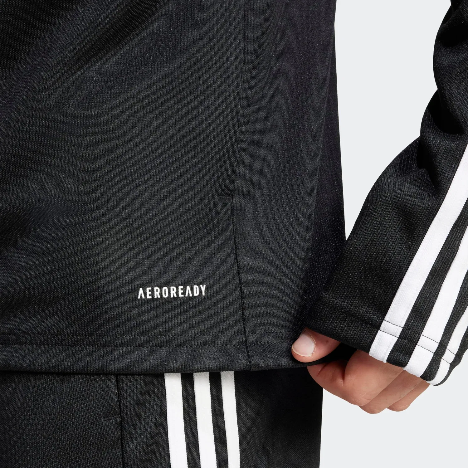 Мужская тренировочная куртка с технологией AEROREADY Adidas, Black/White — фото 4