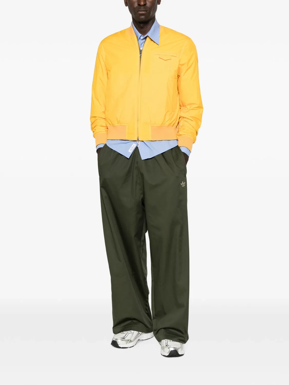 Спортивные брюки с боковой полосой Adidas, зеленый — фото 2