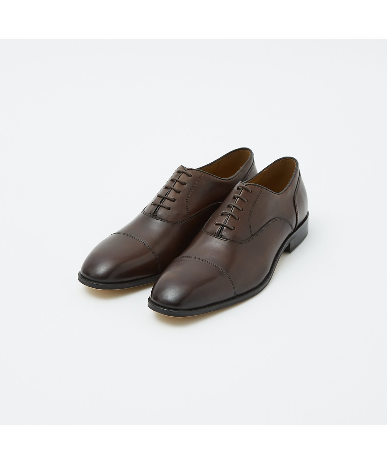 Квадратные туфли с прямым носком и перфорацией Alfredobannister, Dark brown