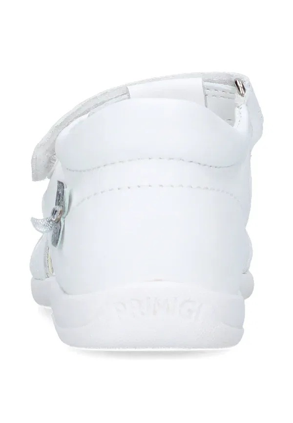 Сандалии с цветочной аппликацией walking sandals Primigi, white, белый — фото 2