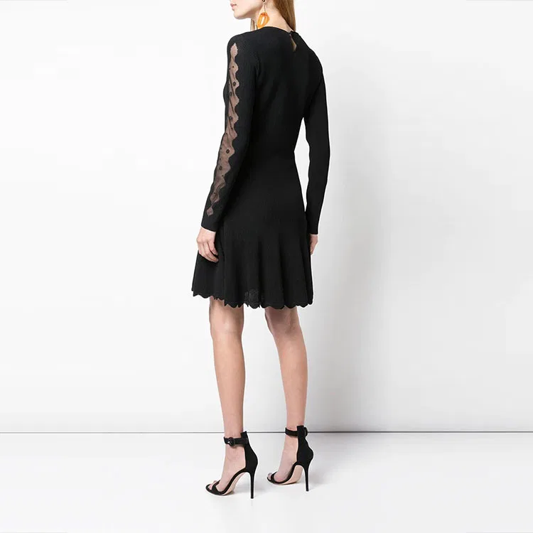 Платье-трапеция с вставкой из сетки с фестонами Alexander McQueen, Black — фото 4