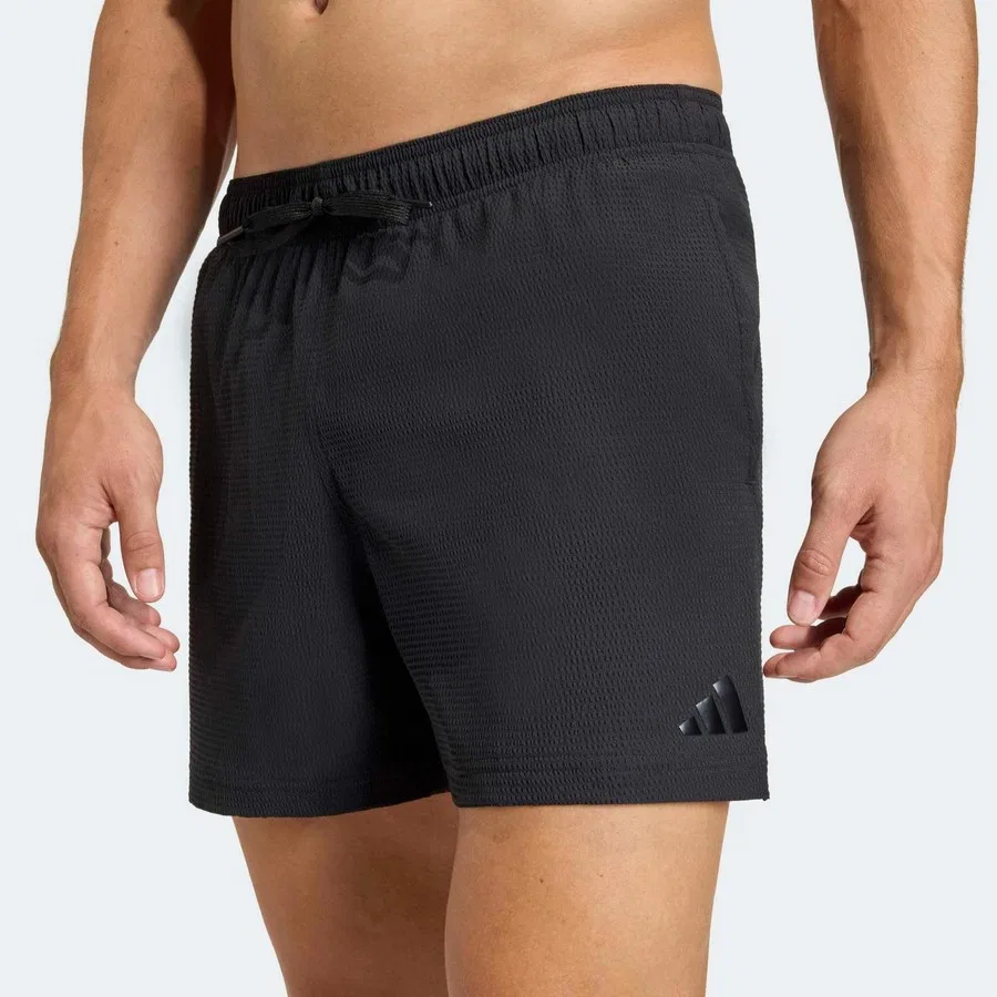 Плавательные шорты adidas Iconisea Stretch Seersucker 5 Inch, Черный — фото 4